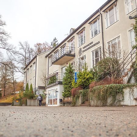 Vaernamo Folkhoegskolas Vandrarhem Eksteriør bilde